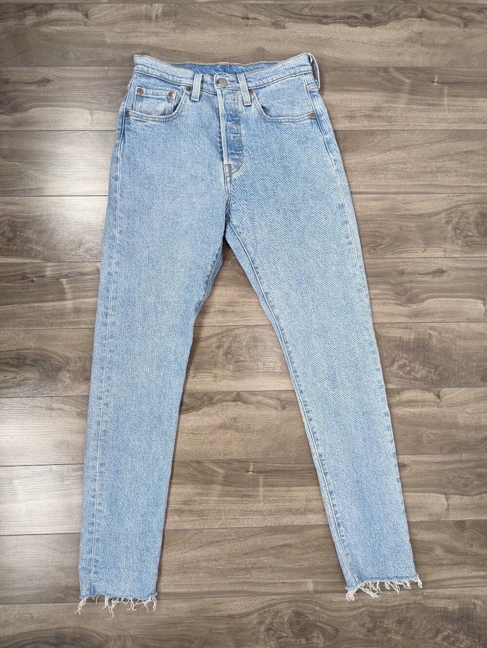Levi's Women's Jeans 501 Skinny Light Wash Raw Hem Size 25 W25L30